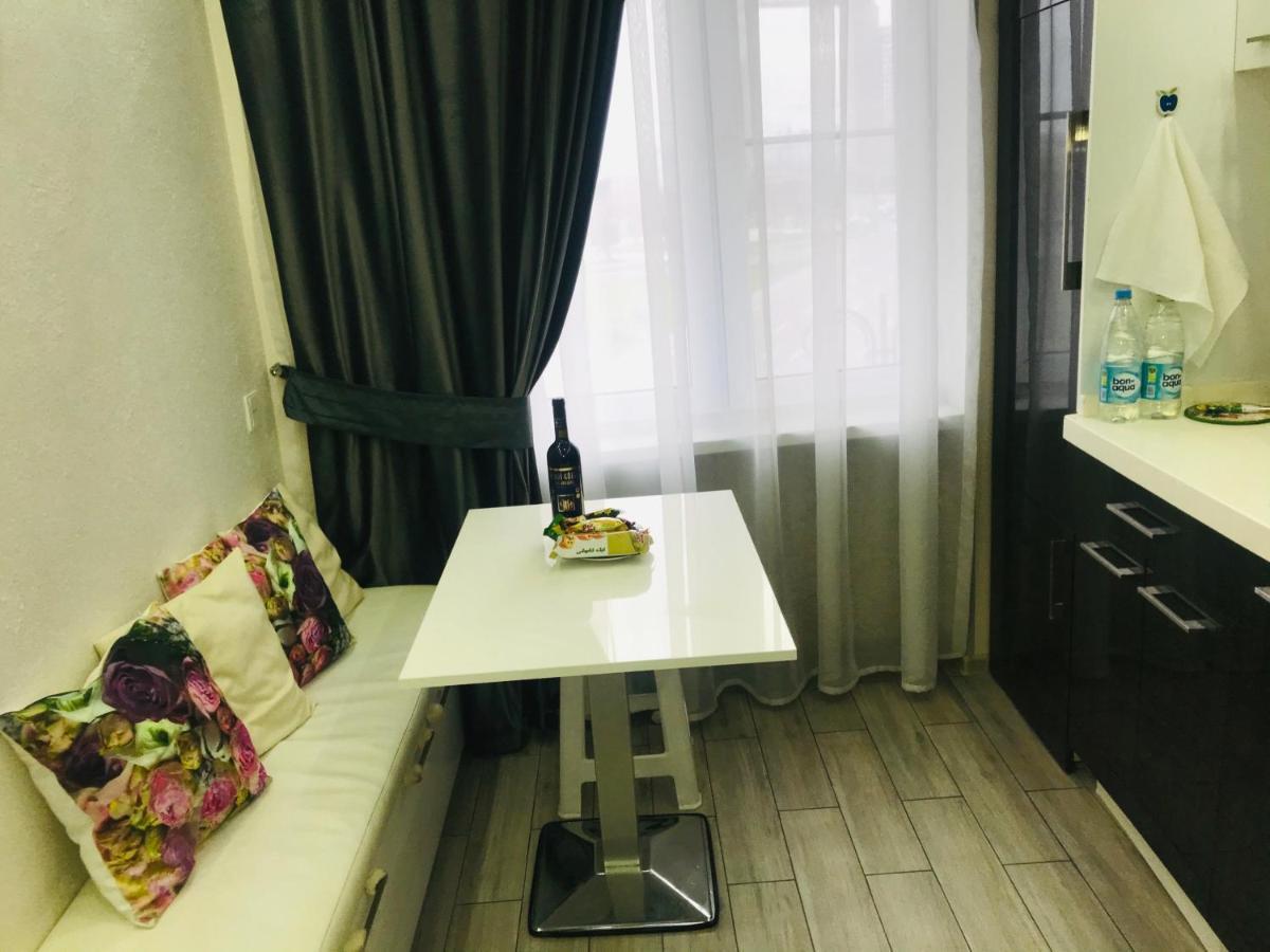 Boulevard Apartment With Sea View Baky Esterno foto